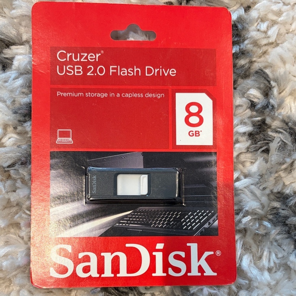 SanDisk 8GB USB 2.0 Flash Drive